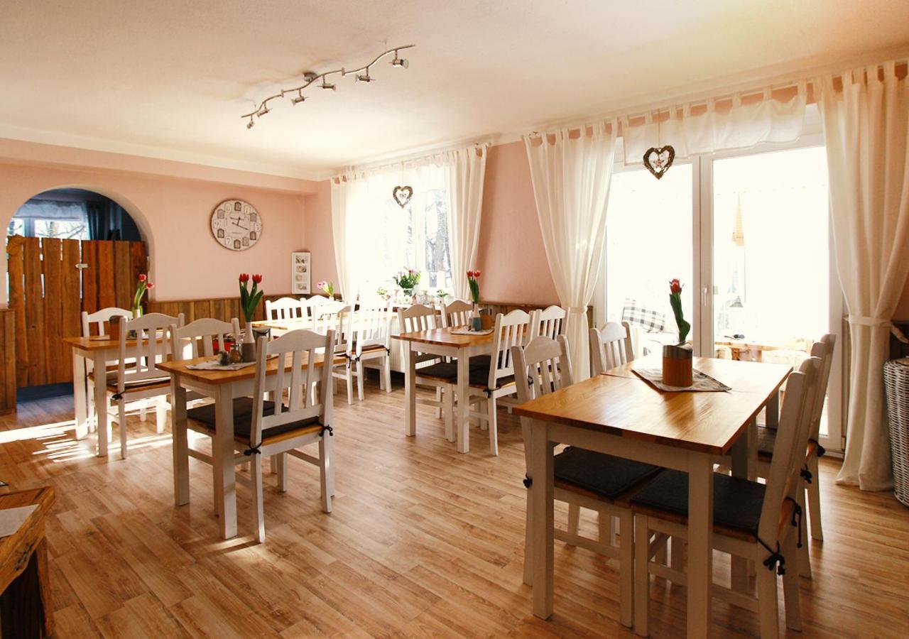 Haus Am Bach - Gemuetliche Pension Allershausen Kültér fotó