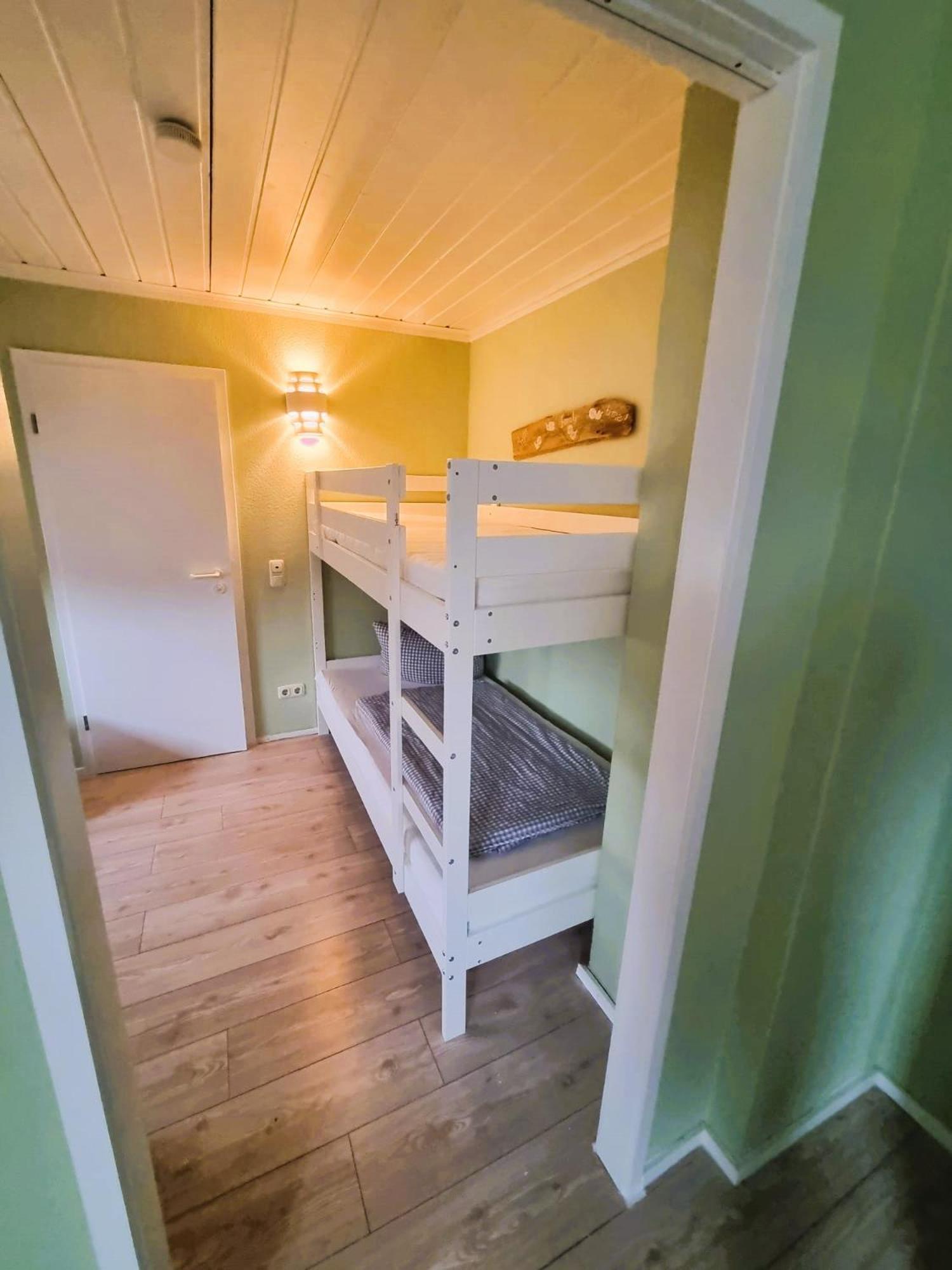 Haus Am Bach - Gemuetliche Pension Allershausen Kültér fotó